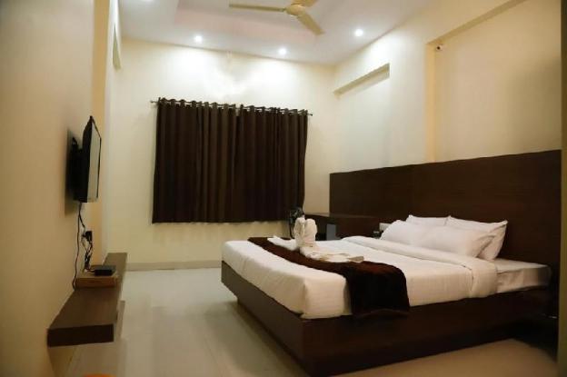 kanha hotel and resort
