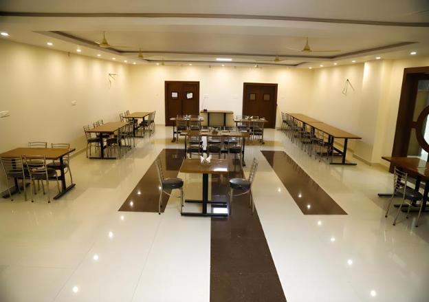kanha hotel and resort