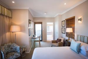 the beach house at bayside