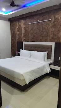 Green Leaf,Uttar Pradesh>>Jhansi,2.5 star