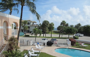 coral key inn