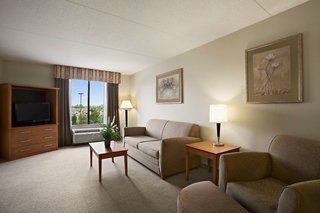 Wingate By Wyndham Louisville East,Jefferson County>>Douglass Hills,2.5 star