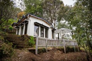 avenida himalayan retreat