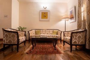 avenida himalayan retreat