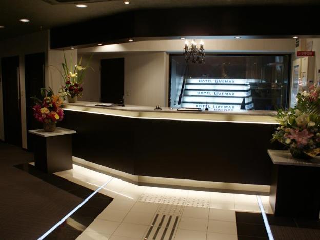 hotel livemax esaka