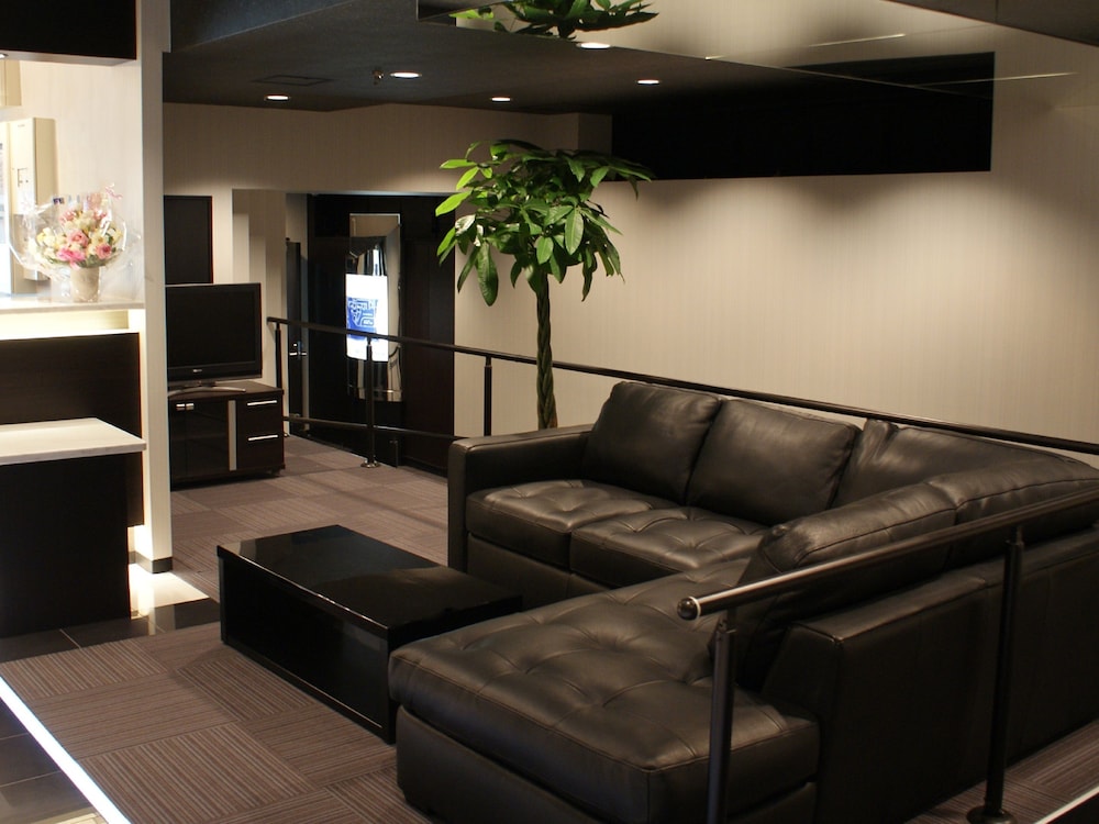 hotel livemax esaka