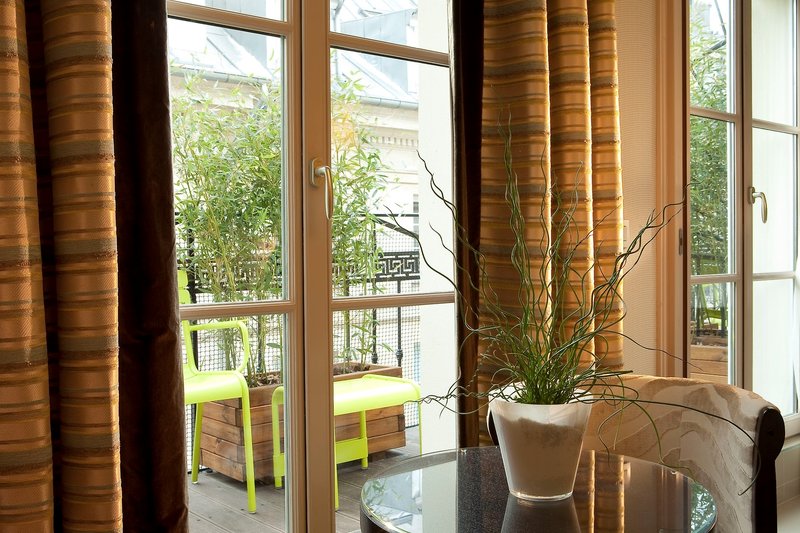 hotel le petit paris