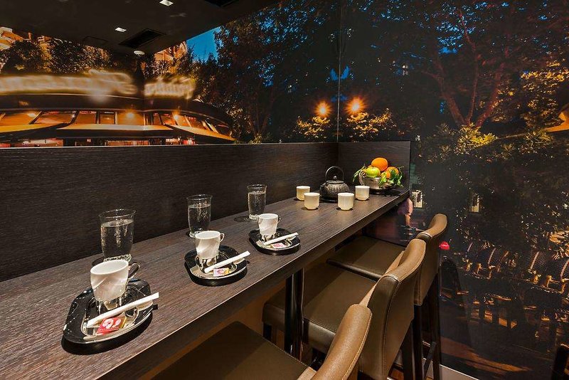 midnight hotel paris