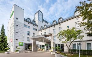Holiday Inn Luebeck,Luebeck>>Hamburg,4 star