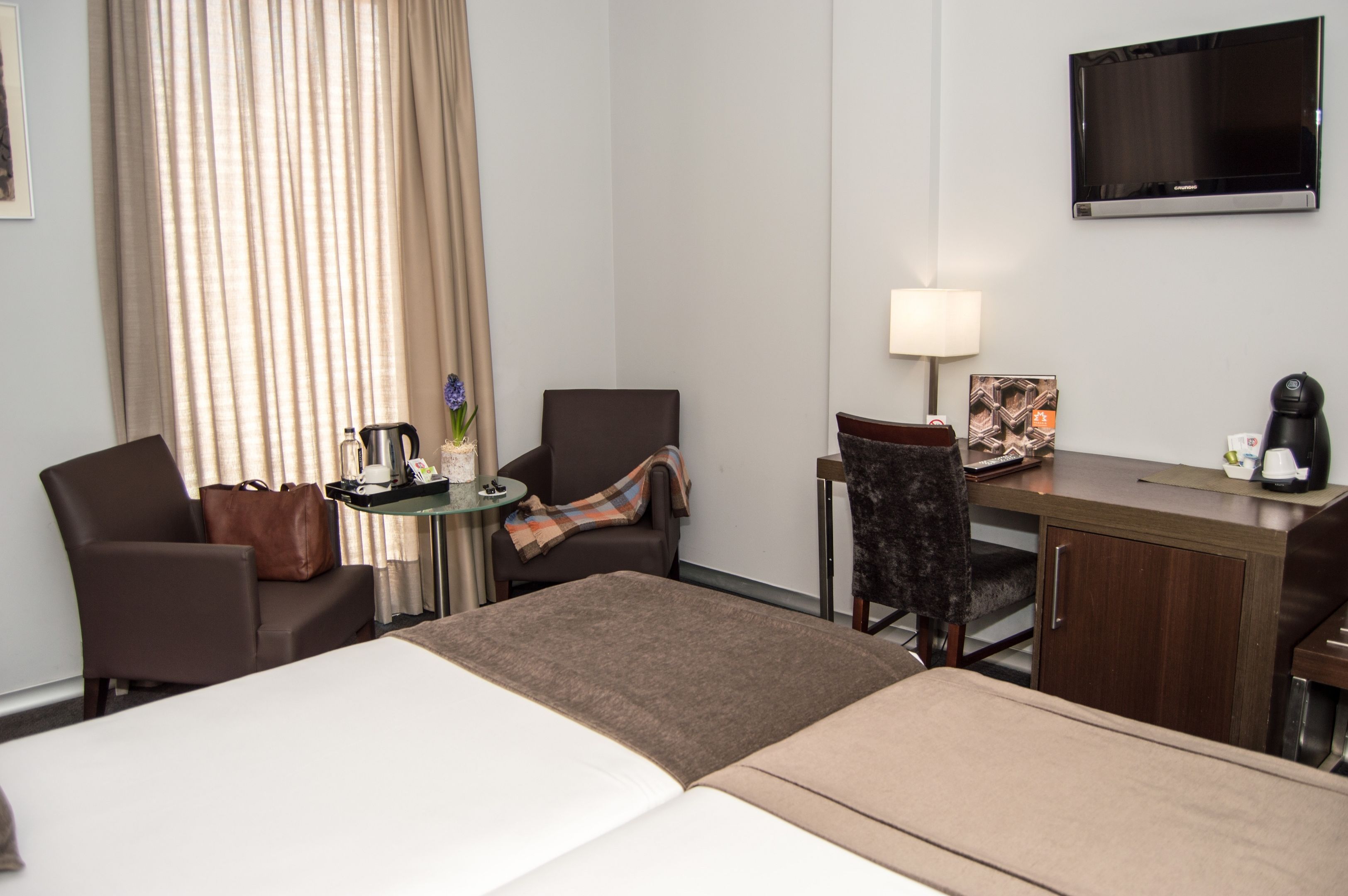 hotel madanis
