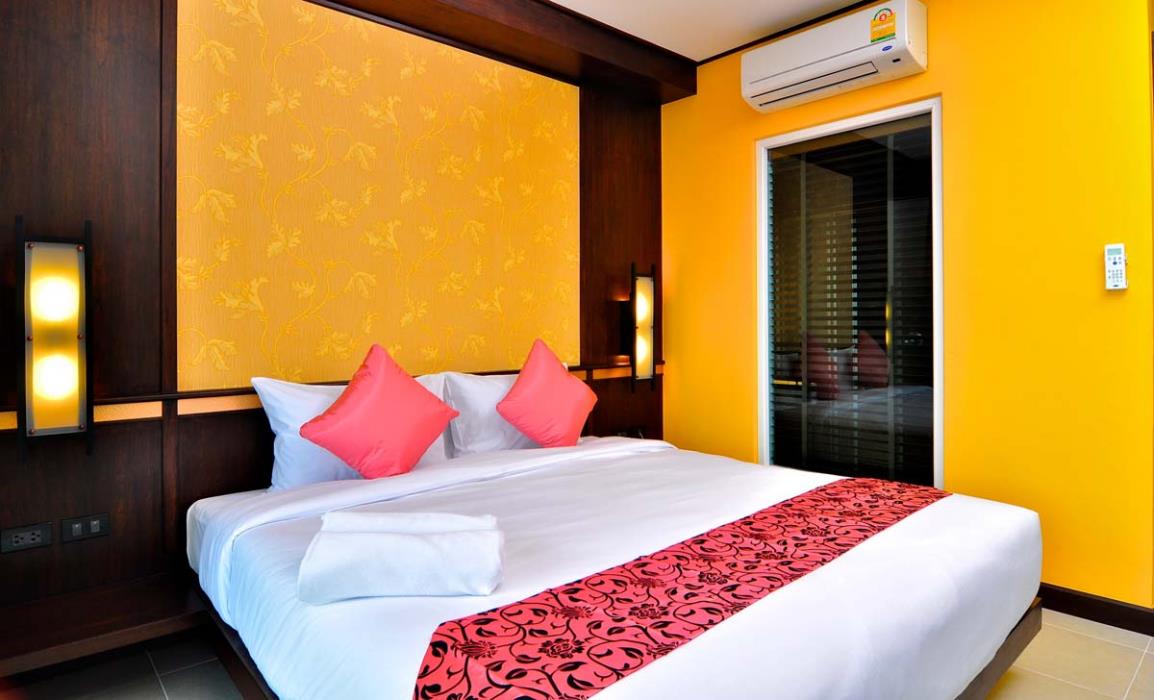 ratana apart hotel at chalong