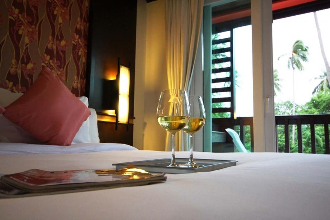 ratana apart hotel at chalong