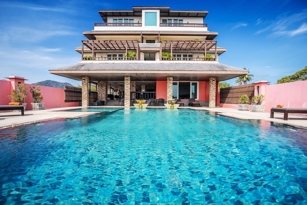 ratana apart hotel at chalong