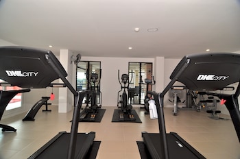 ratana apart hotel at chalong