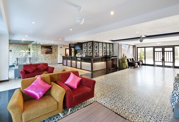 ratana apart hotel at chalong