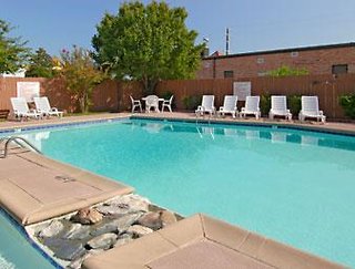 Motel 6 Alexandria, La - South,Near Kent Plantation House,2 star