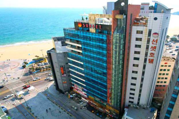 sunset hotel