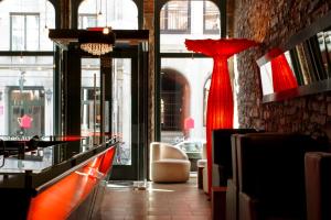 le petit hotel vieux montreal saint paul