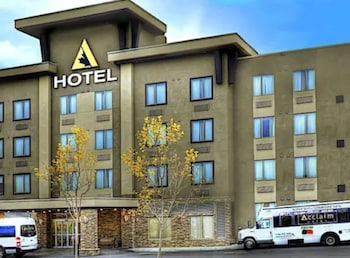 acclaim hotel by clique