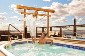 acclaim hotel by clique