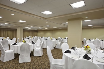 acclaim hotel by clique