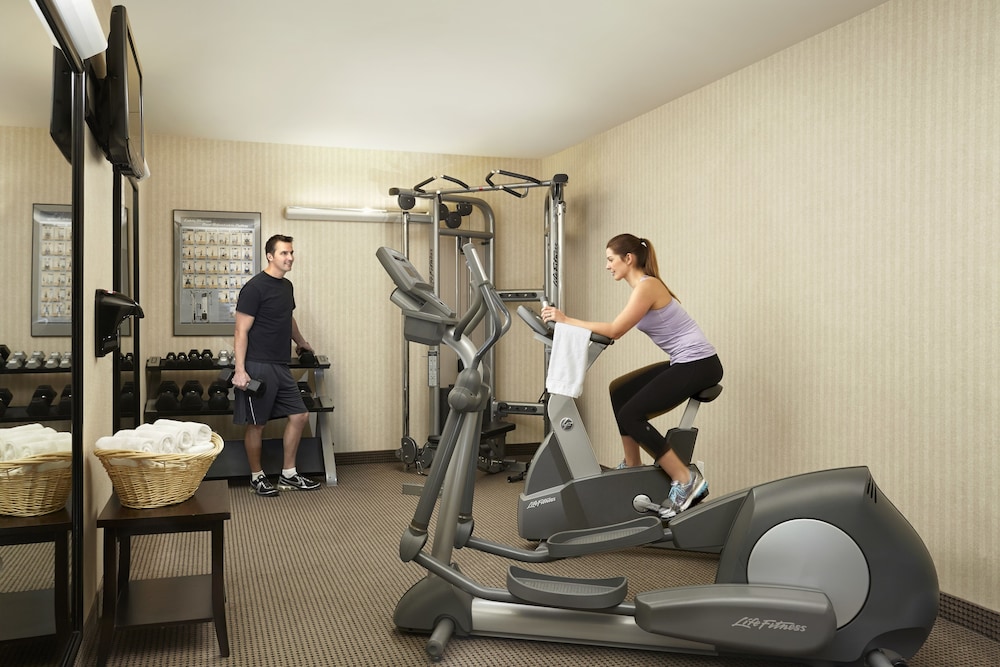 acclaim hotel by clique