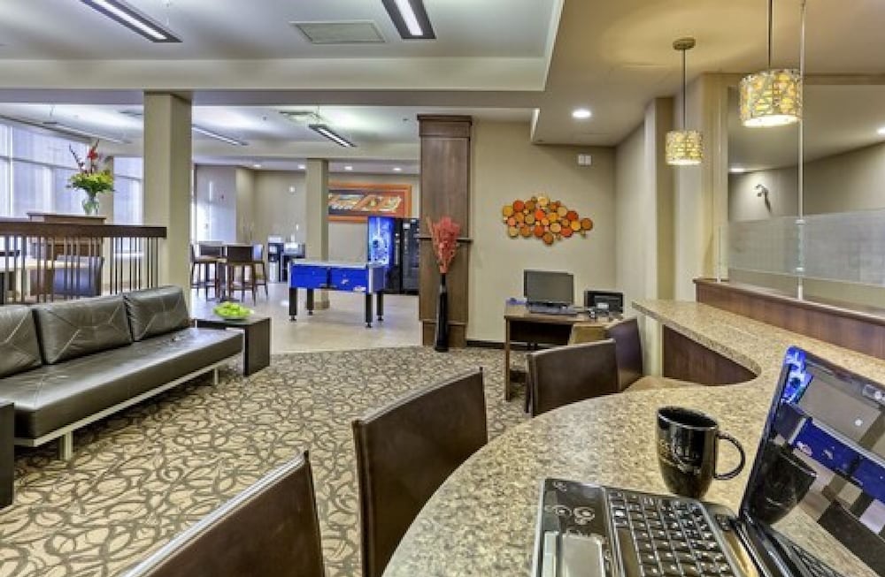 acclaim hotel by clique