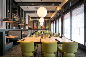 acclaim hotel by clique