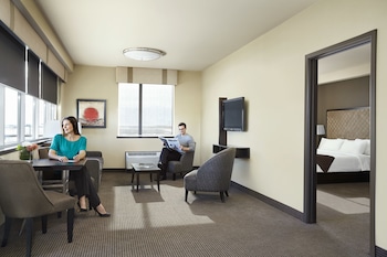 acclaim hotel by clique