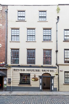 riverhouse hotel