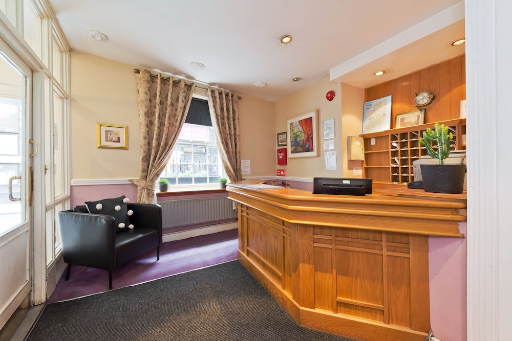 riverhouse hotel