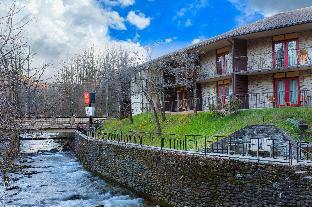 Econo Lodge Inn & Suites On The River,Gatlinburg - Pigeon Forge>>Gatlinburg,2 star