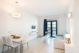 Thb Tropical Island Aparthotel,C/ Fragata, 2,4 star