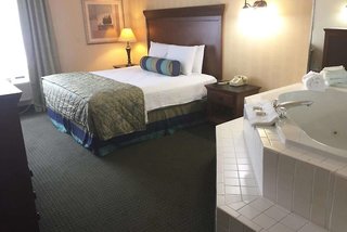 Suburban Studios Branson On The Strip,Branson West>>Branson,3 star