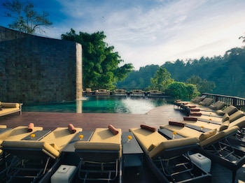 hanging gardens of bali