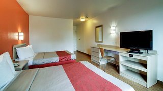 motel 6 altoona ia des moines east