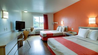 motel 6 altoona ia des moines east