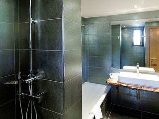 Mercure Brignoles Golf De Barbaroux,Brignoles>>Besse-Sur-Issole,4 star