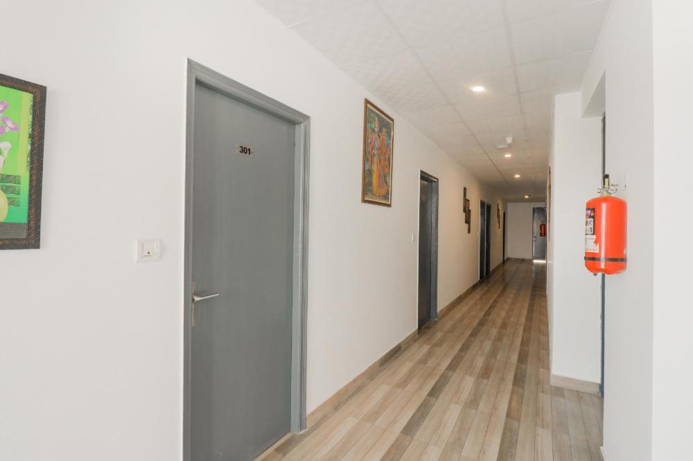 hotel o mominpur guest house