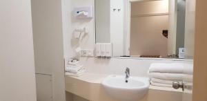 Reef Palms Motel,Cairns North>>Cairns,4 star
