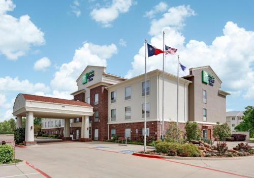 holiday inn express hotel and suites cleburne by ihg