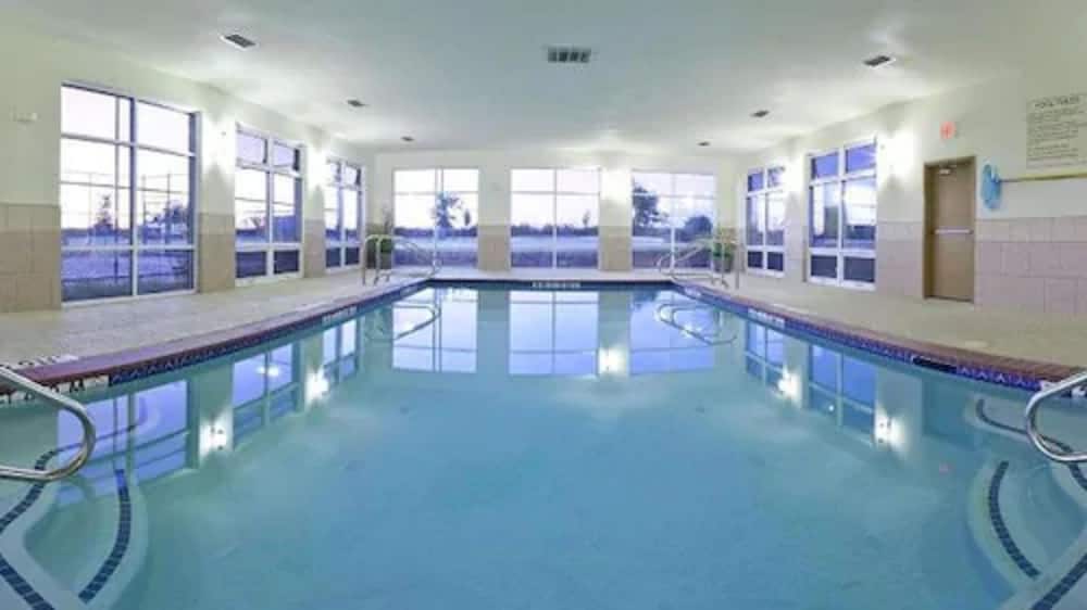 holiday inn express hotel and suites cleburne by ihg