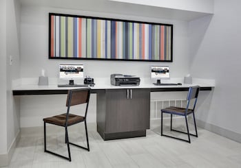 holiday inn express hotel and suites cleburne by ihg