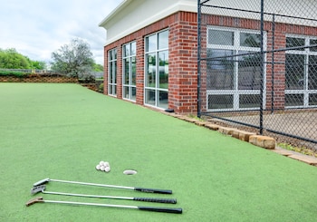 holiday inn express hotel and suites cleburne by ihg