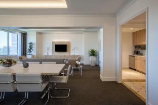 Intercontinental Cleveland By Ihg,Cleveland>>Burke Lakefront Airport,5 star