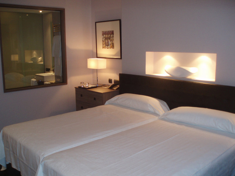 urh hotel zen balagares