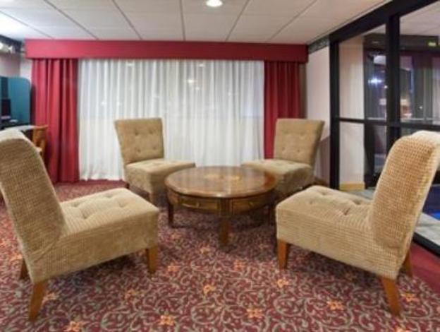 holiday inn express hotel and suites colby by ihg