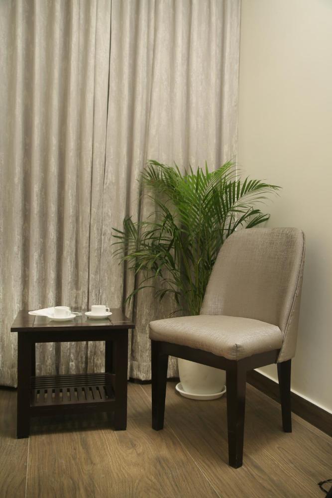 park iris hotels mg road