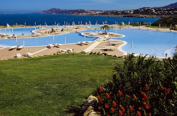 colonna resort a colonna luxury beach hotel porto cervo
