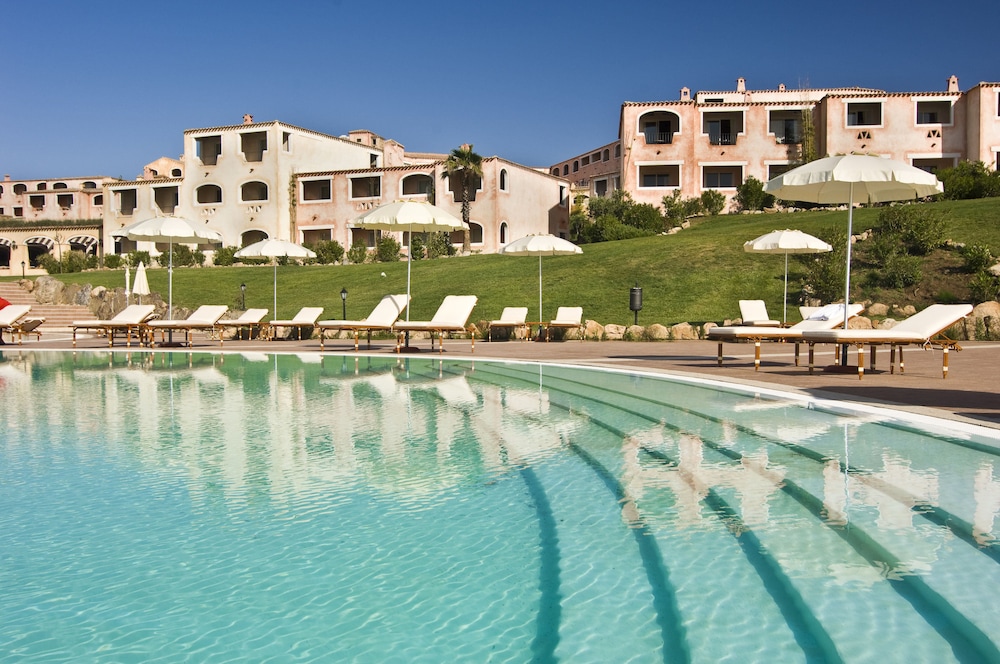 colonna resort a colonna luxury beach hotel porto cervo